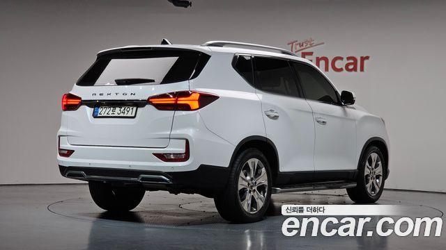 Ssangyong Rexton из Кореи Encar