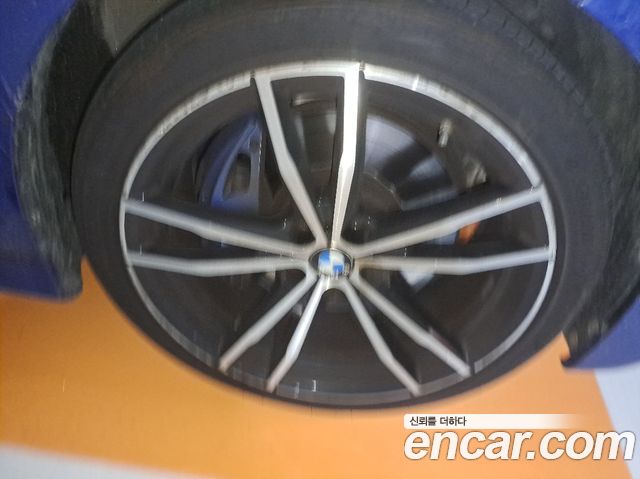 BMW 3-Series 330i M Sport — пробег 110661 км