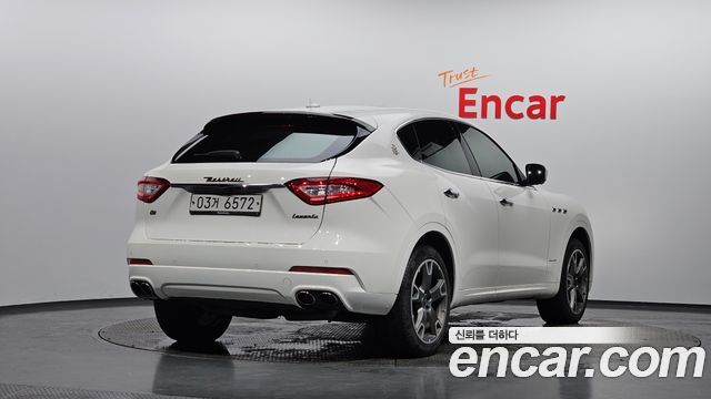 Maserati Levante 3.0 AWD GranLusso — пробег 120 469 км — фото 2 из 5