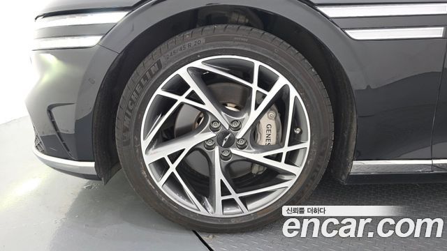 Genesis G90 из Кореи Encar
