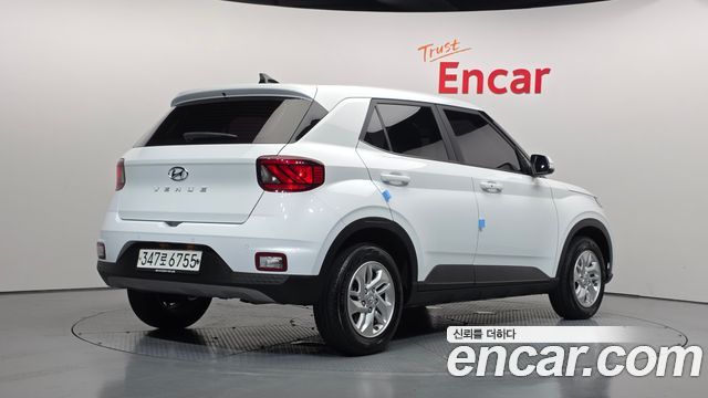 Hyundai Venue из Кореи Encar
