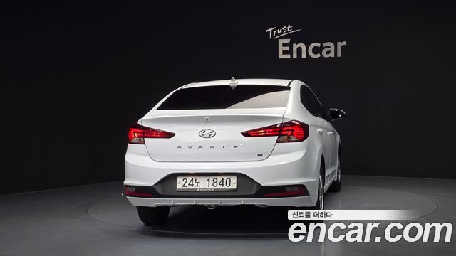 Hyundai AVANTE из Кореи Encar