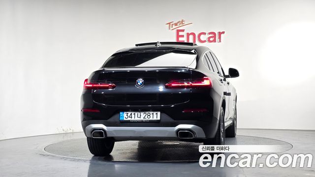BMW X4 xDrive20i xLine — пробег 64 072 км — фото 4 из 5