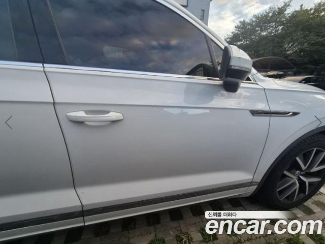 Volkswagen Touareg из Кореи Encar