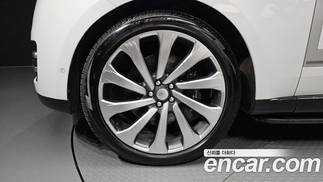 Land Rover Range Rover P530 Autobiography — пробег 99 902 км