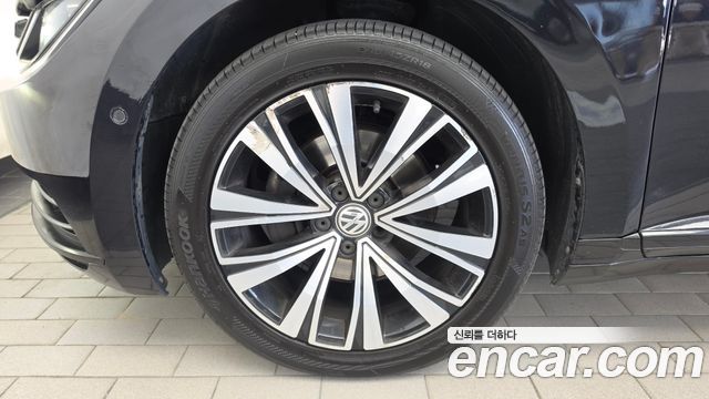 Volkswagen Arteon 2.0 TDI Premium — пробег 103 628 км