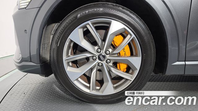 Audi e-tron 55 Quattro Sportback — пробег 86 304 км