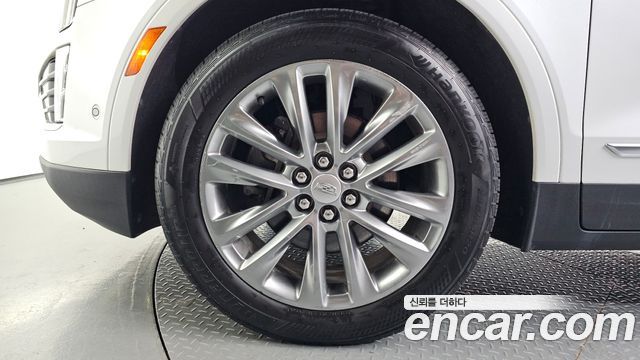 Cadillac XT5 3.6 Platinum — пробег 105 962 км