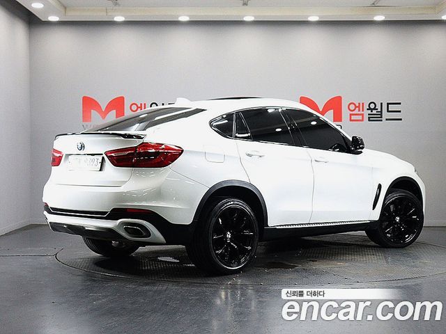 BMW X6 xDrive 40d — пробег 207 329 км — фото 2 из 5
