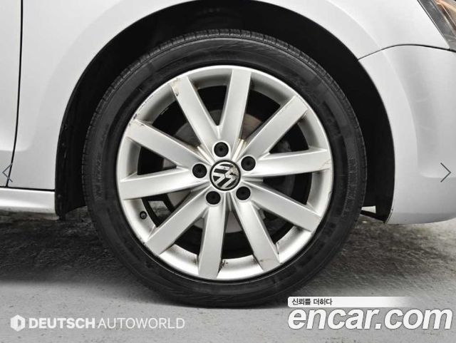 Volkswagen Jetta 2.0 TDI 6th — пробег 232 140 км