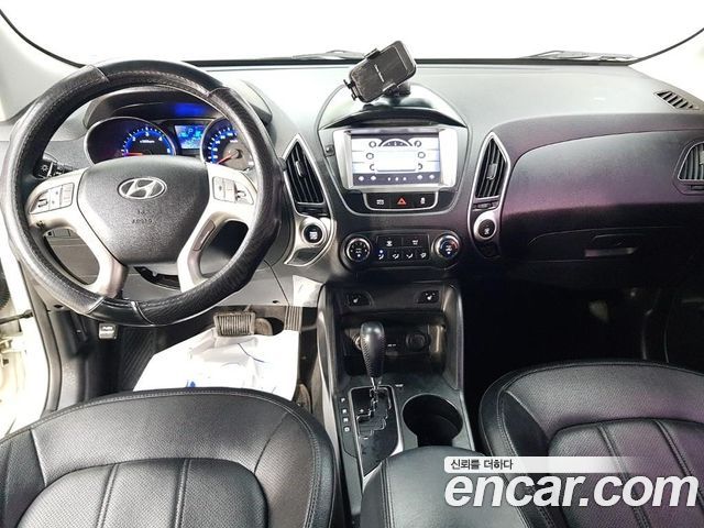Hyundai Tucson Diesel 2WD X20 Special Pack — пробег 204 021 км