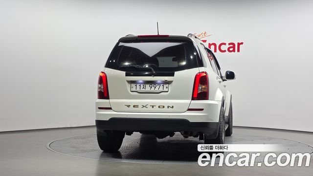 Ssangyong Rexton из Кореи Encar