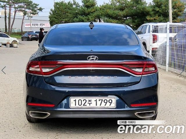 Hyundai Grandeur 2.4 Premium — пробег 49 314 км