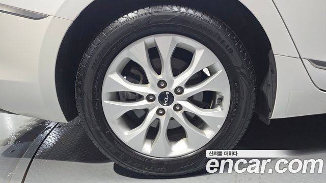 Kia K8 из Кореи Encar