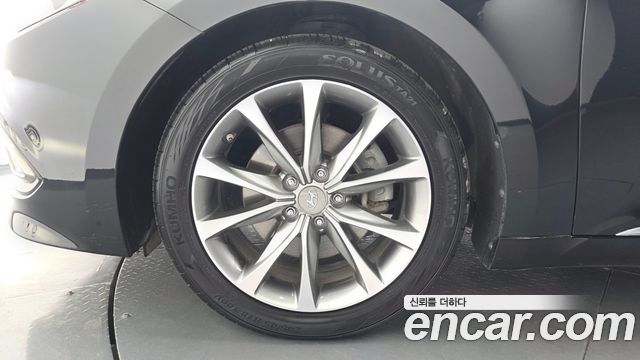 Hyundai Grandeur HG240 Modern Collection — пробег 102 056 км
