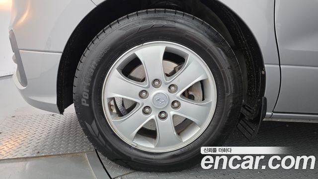 Hyundai Starex Wagon 11-Seater Smart — пробег 108 151 км