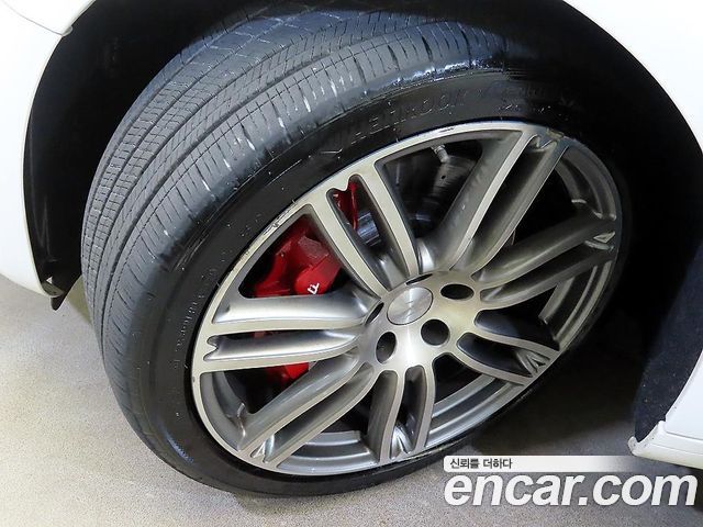 Maserati Ghibli 3.0S Q4 3rd — пробег 128 751 км
