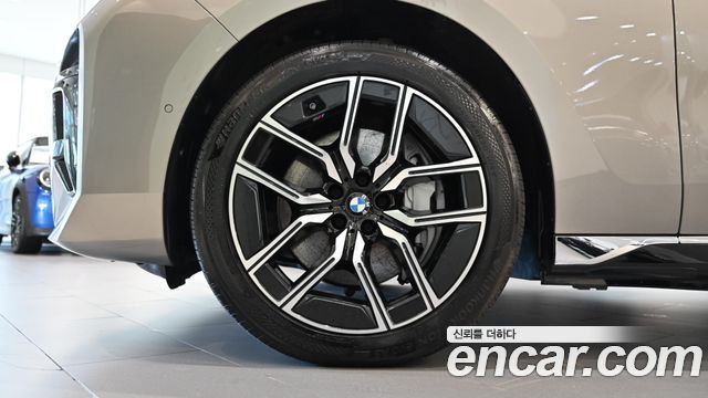 BMW i7 xDrive 60 M sport — пробег 32 809 км