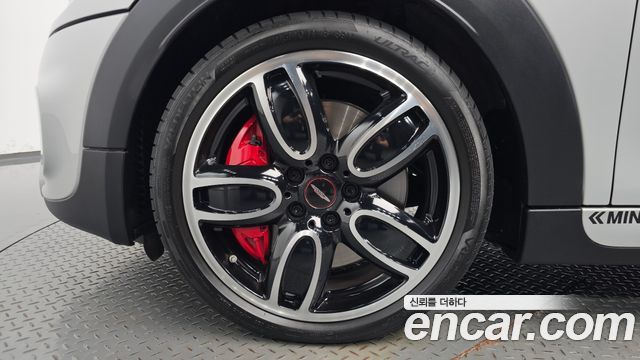 Mini Cooper JCW 3rd Generation — пробег 61 950 км