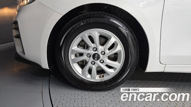Kia K3 из Кореи Encar