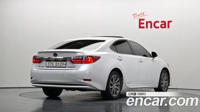 Lexus ES Executive XV60 — пробег 138 496 км — фото 2 из 5