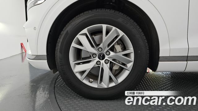 Genesis GV70 из Кореи Encar