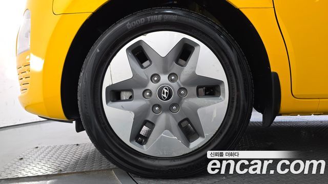 Hyundai Staria из Кореи Encar