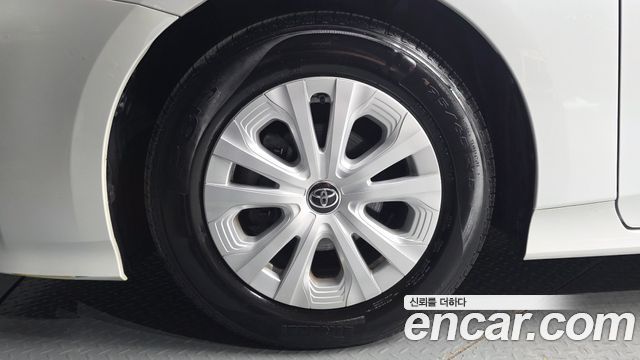 Toyota Prius из Кореи Encar