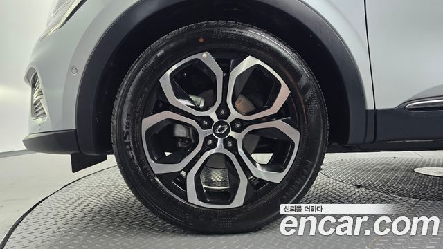 Renault (Samsung) XM3 1.3 TCe RE Signature — пробег 16 195 км