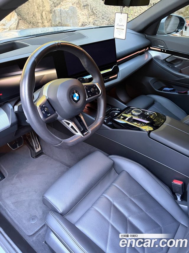 BMW 5-Series 520i M Sport — пробег 44 000 км — фото 5 из 5