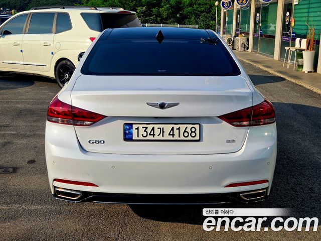 Hyundai Genesis из Кореи Encar