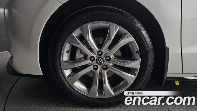 Toyota Sienna из Кореи Encar