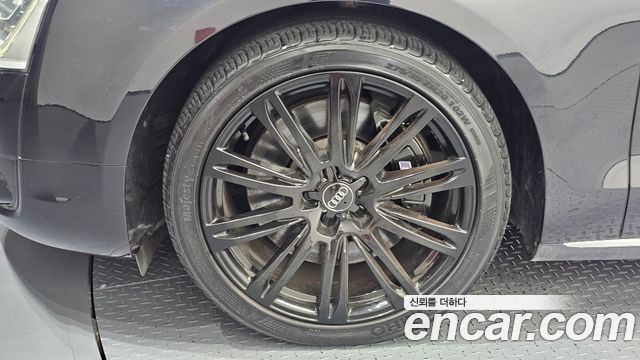 Audi A8 из Кореи Encar
