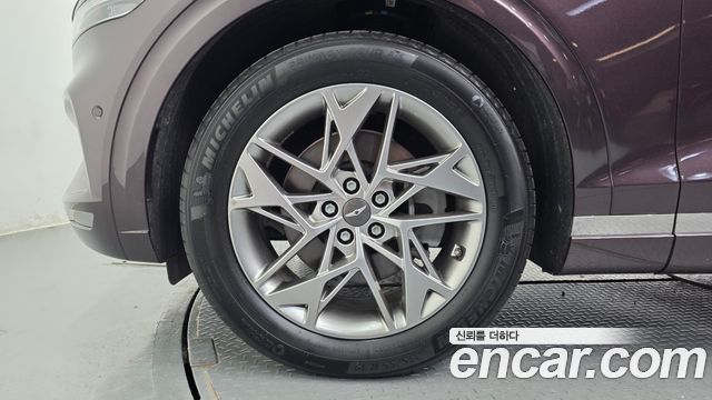 Genesis GV70 из Кореи Encar