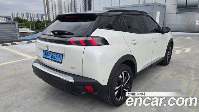 Peugeot 2008 EV GT — пробег 25 000 км