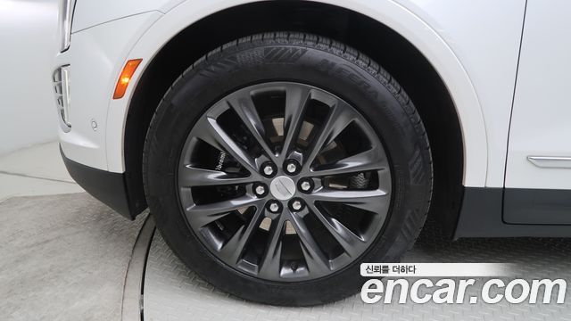 Cadillac XT5 3.6 Platinum — пробег 85 438 км