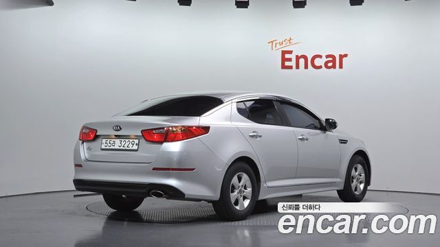 Kia K5 LPI Deluxe — пробег 32 677 км — фото 2 из 5