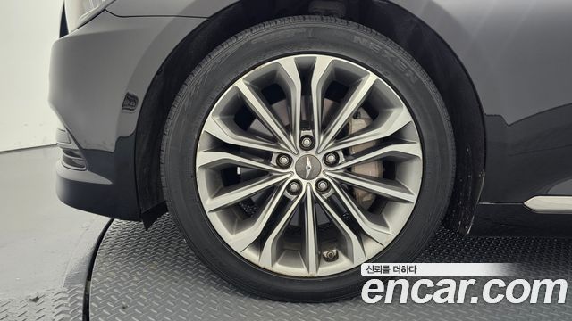 Hyundai Genesis из Кореи Encar