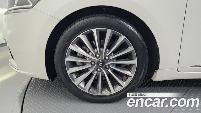 Kia K7 из Кореи Encar