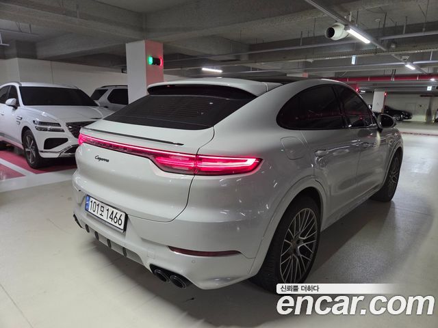 Porsche Cayenne 3.0 COUPE PLATINUM EDITION — пробег 53 000 км