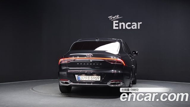 Hyundai Grandeur из Кореи Encar