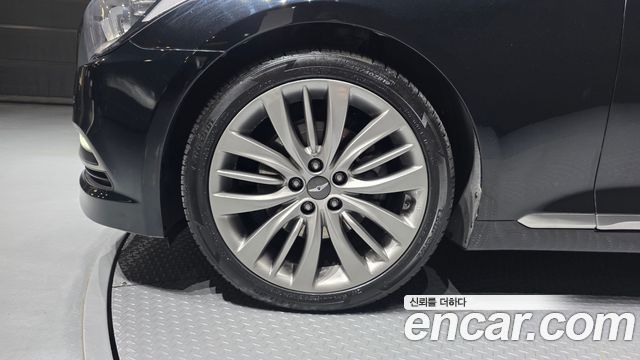 Hyundai Genesis из Кореи Encar