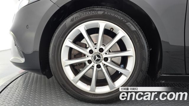 Mercedes-Benz A-Class из Кореи Encar
