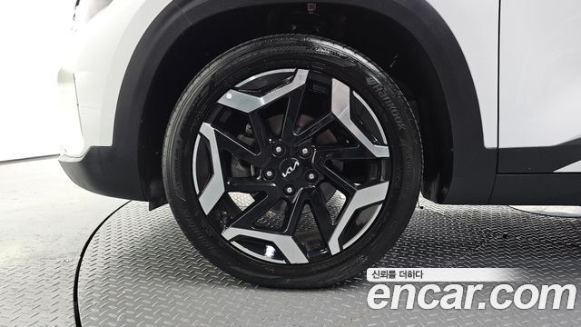 Kia Seltos из Кореи Encar