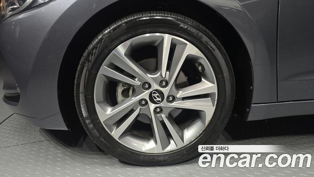 Hyundai AVANTE из Кореи Encar
