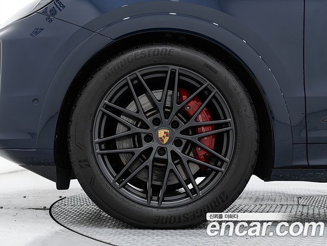 Porsche Cayenne 4.0 GTS Coupe — пробег 3 690 км