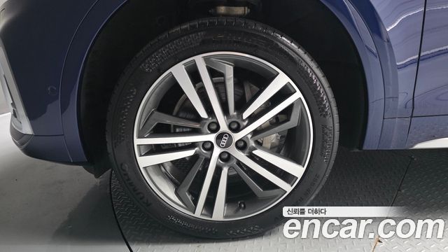 Audi Q5 45 TFSI Quattro Premium — пробег 62 882 км
