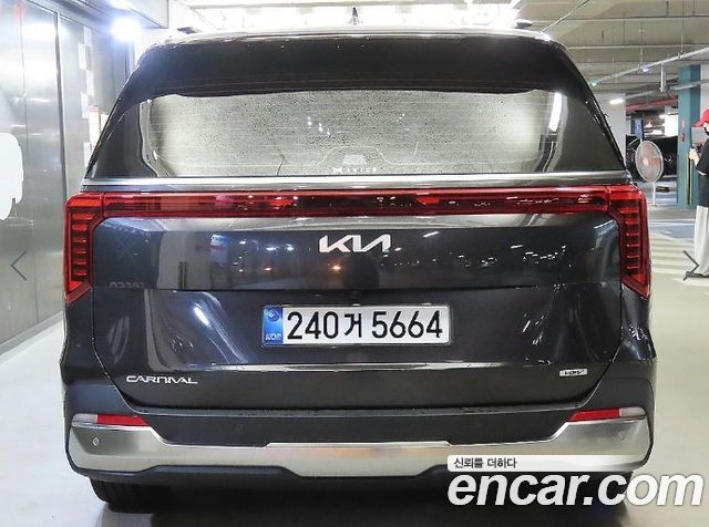 Kia Carnival из Кореи Encar