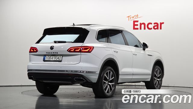 Volkswagen Touareg 3.0 TDI Prestige — пробег 60 087 км