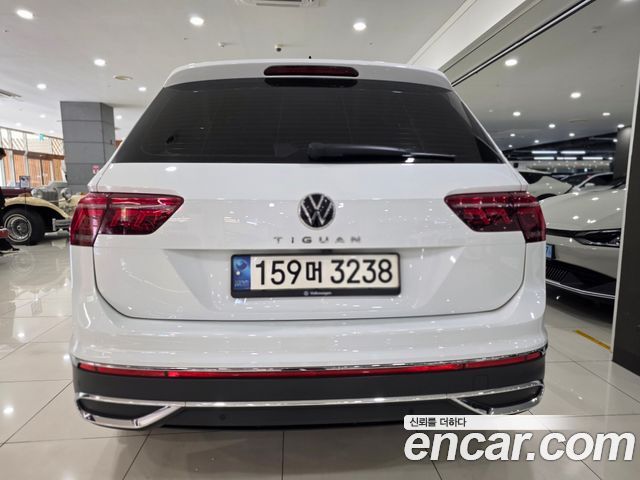 Volkswagen Tiguan 2.0 TDI Prestige — пробег 45 457 км — фото 5 из 5